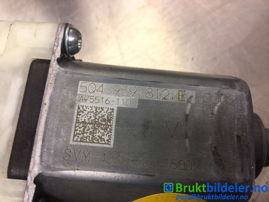 Ruteheis venstre bak til VW Passat 2015-2019 (Fase 1) (B8) (B8) (VOLKSWAGEN|5Q4 959 812 E|)