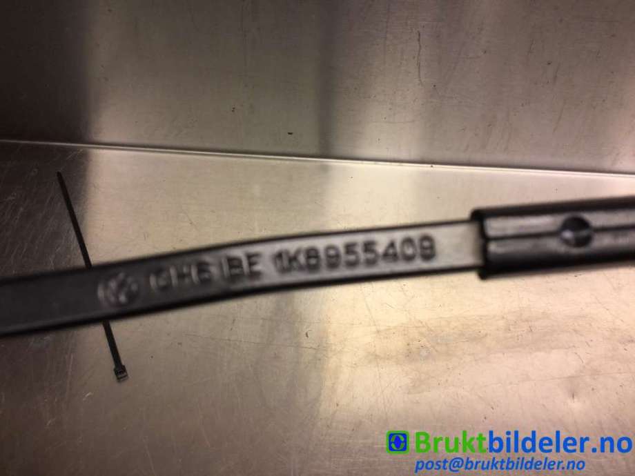 Viskerarmer frontrute til VW Scirocco 2008-2013 (VOLKSWAGEN|1K8 955 409|)