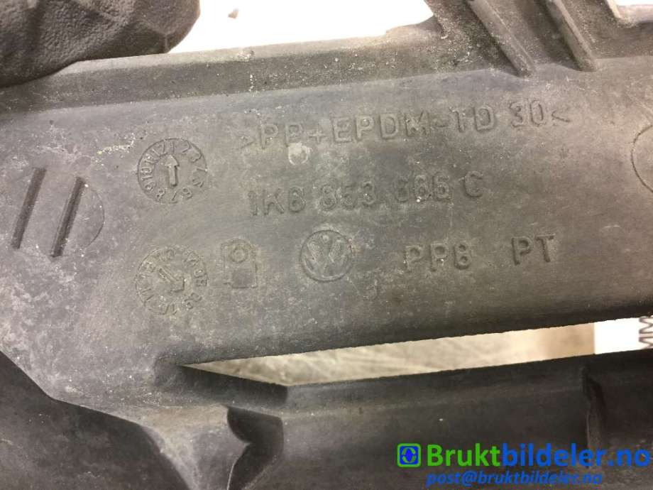 Frontlyktehus til VW Scirocco 2008-2013 (VOLKSWAGEN|1K8 853 666 C|)