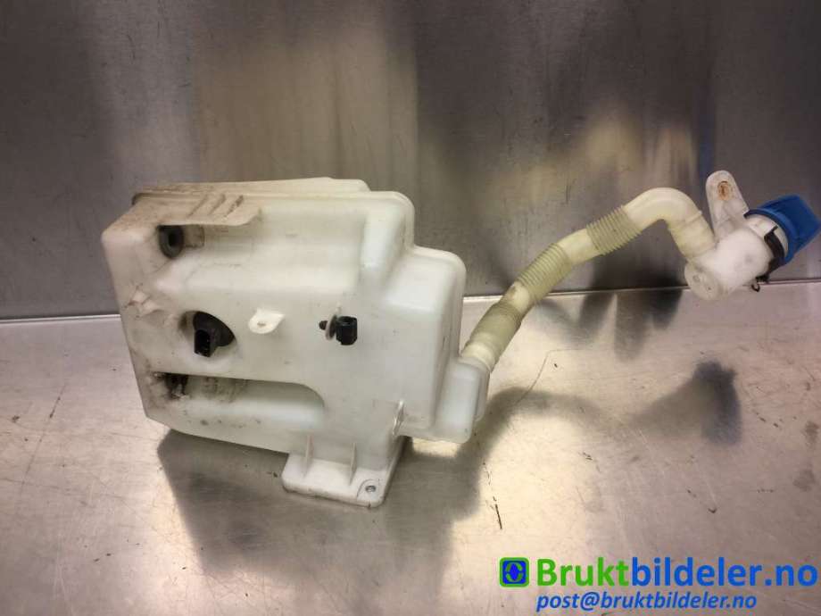 Spylertank til VW Scirocco 2008-2013  (VOLKSWAGEN|1K0 955 453 Q|)