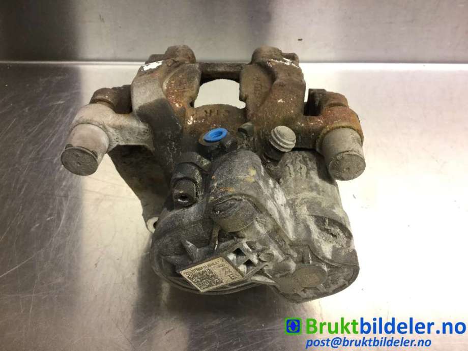 Bremsecaliper høyre bak til VW Passat 2015-2019 (Fase 1) (B8) (B8) (VOLKSWAGEN|3Q0 615 424||3Q0 615 406 E)