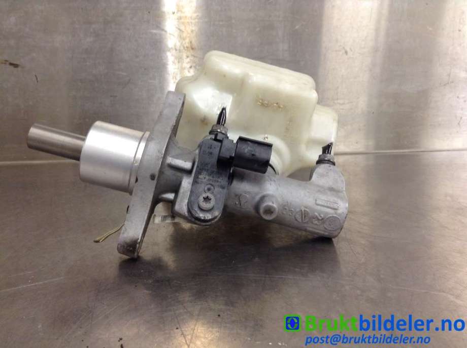 Diverse deler til VW Scirocco 2008-2013  (VOLKSWAGEN|03.3508.8632.1||1K1 611 301)