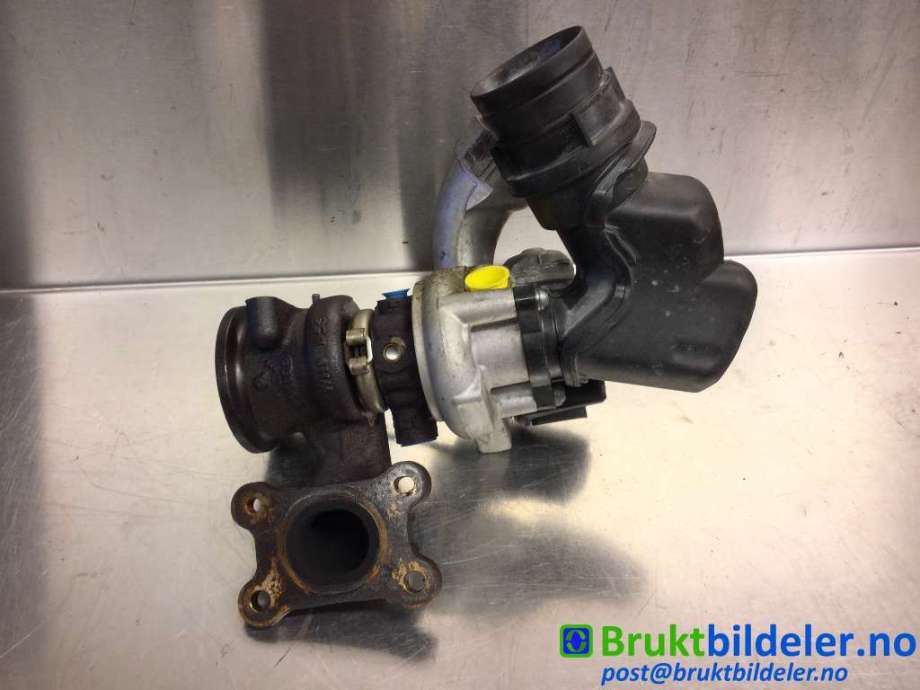 Turbo til VW Passat, 2015-2019 (Fase 1) (B8) (B8) (VOLKSWAGEN|04E 145 713 N)
