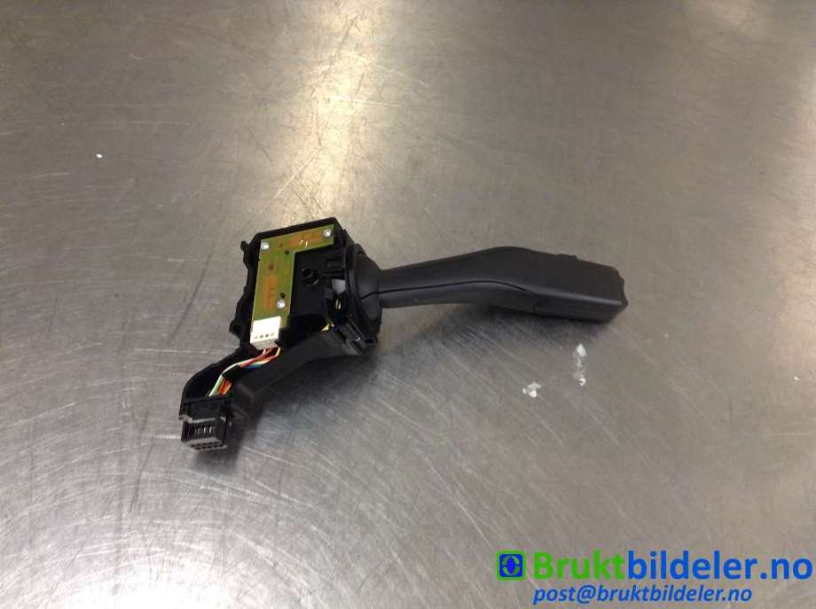 Bryter blink til VW Scirocco 2008-2013  (VOLKSWAGEN|1K0 953 513 G|)