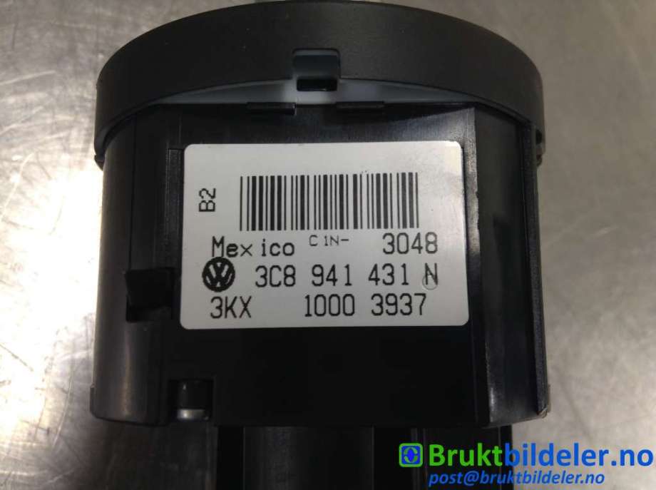 Bryter lys til VW Scirocco 2008-2013  (VOLKSWAGEN|3C8 941 431 N|)