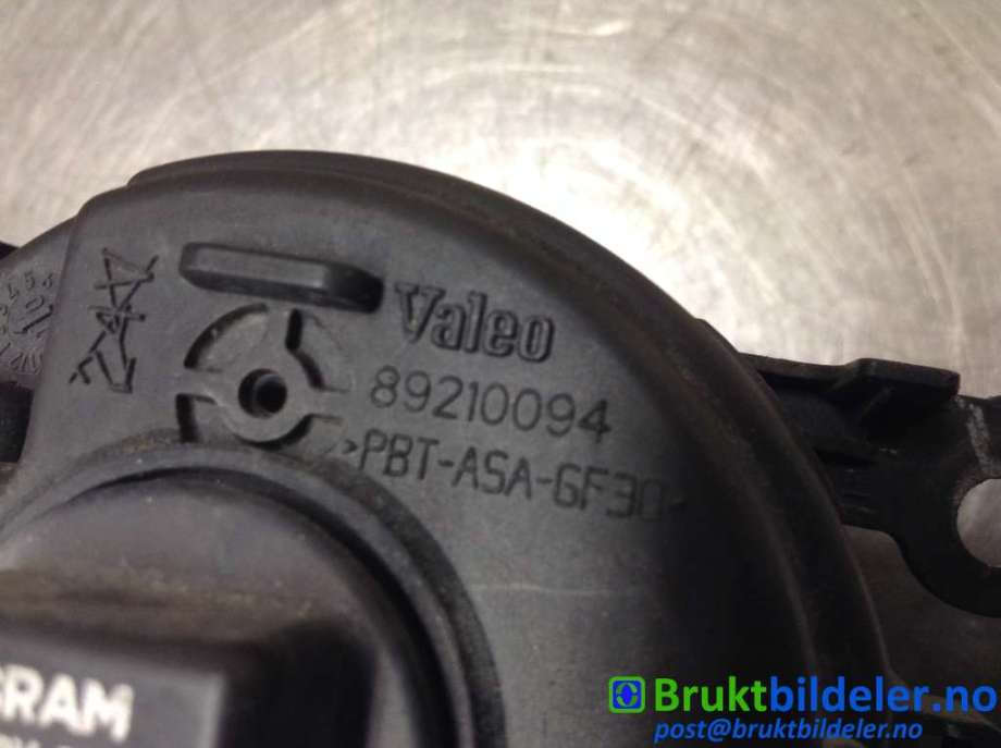 Tåkelykt venstre foran til Suzuki Grand Vitara 2005-2015 (Type III) (SUZUKI||89210094)