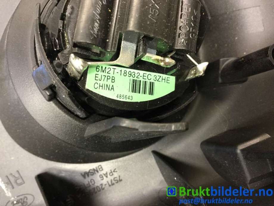 Bilstereo høyttaler til Ford Mondeo 2011-2014 (Type IV, Fase 2)  (FORD|6M2T-18932-EC|)