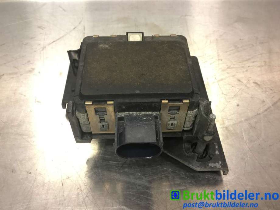Sensor radar til VW e-Golf, 2017-2020 (Fase 2)  (VOLKSWAGEN|5Q0 907 561 G)