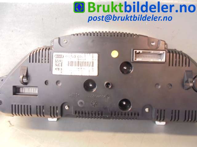 Instrumentpanel til Audi A6 2008-2011 (Type III, Fase 2) (C6) (C6) (AUDI|4F0 920 933 L|)