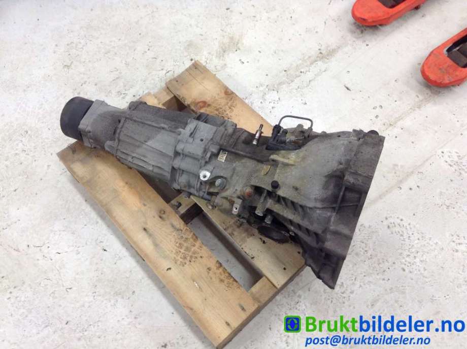 Girkasse manuell 6-trinn til Audi A4 2004-2008 (Type III) (B7) (B7) (AUDI|02X 300 044 Q|JEE|)