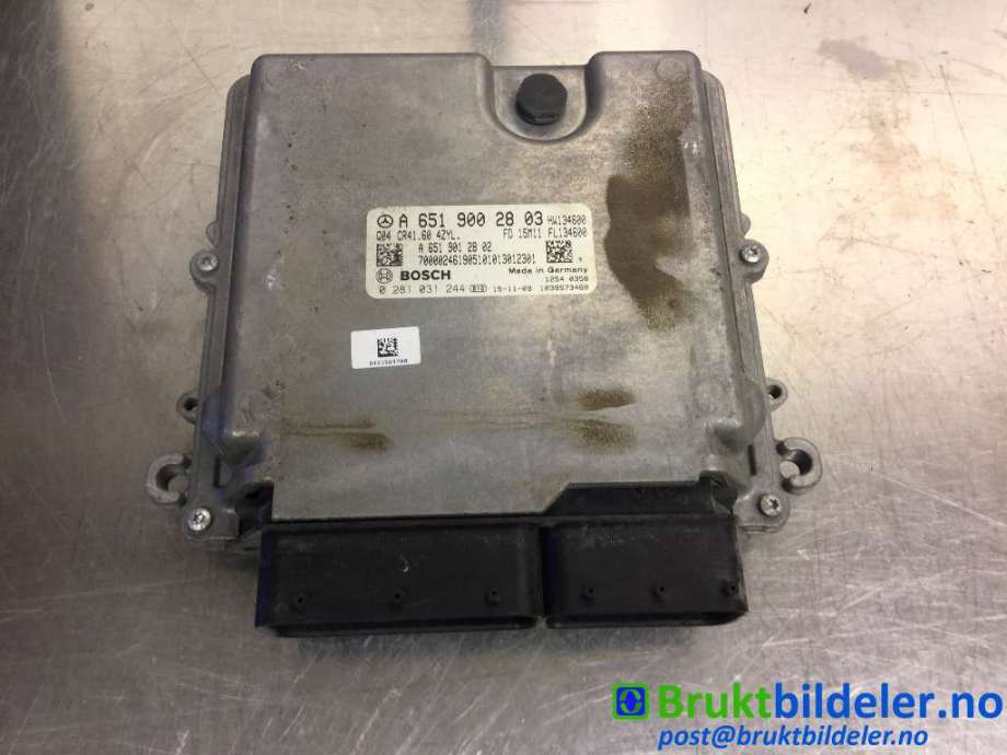 Styreenhet motor til Mercedes Vito 2014-->> (W447) (W447) (MERCEDES|A 651 900 28 03|0 281 031 244|)