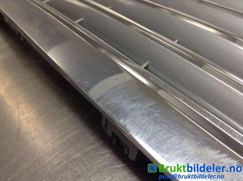 Grill til Mercedes CLK 1997-2002 (C208) (C208) (MERCEDES|)