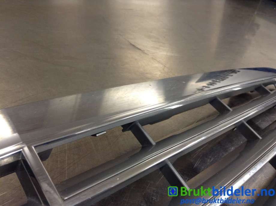 Grill til Mercedes CLK 1997-2002 (C208) (C208) (MERCEDES|)