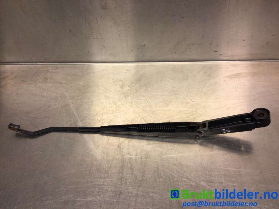 Viskerarmer frontrute til Nissan Navara 2005-2010 (Fase 1) (D40) (D40) (NISSAN|39568LHD DR|)