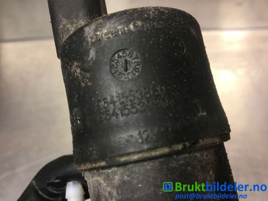 Spylerpumpe foran til Peugeot 208 2012-2019 (Type I)  (PEUGEOT|9641553880|681155|)