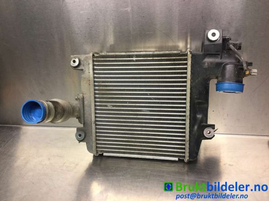 Intercooler til Toyota Land Cruiser 120, 2002-2009  (TOYOTA|)