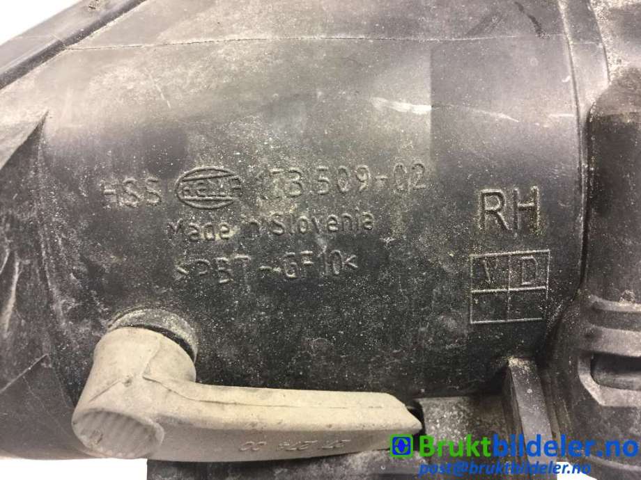 Tåkelykt høyre foran til Audi Q7 2010-2015 (Type I, Fase 2) (AUDI|4L0 941 700 A|173.509-02|)