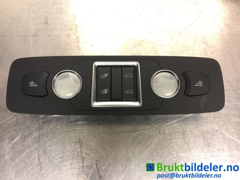 Tak konsoll til Audi Q7, 2010-2015 (Type I, Fase 2)  (AUDI|4L0 947 112 E)