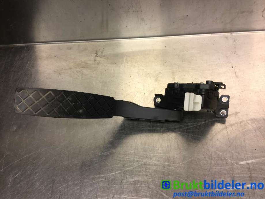 Pedal gass til Audi Q7, 2010-2015 (Type I, Fase 2)  (AUDI|7L0 723 507 D)