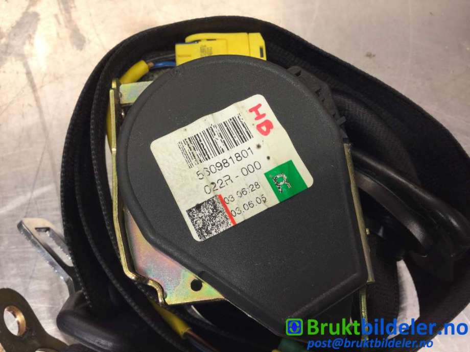 Sikkerhetsbelte bak høyre til Porsche Cayenne 2002-2006 (Fase 1) (9PA) (9PA) (PORSCHE|955 803 050 00|560981801|)