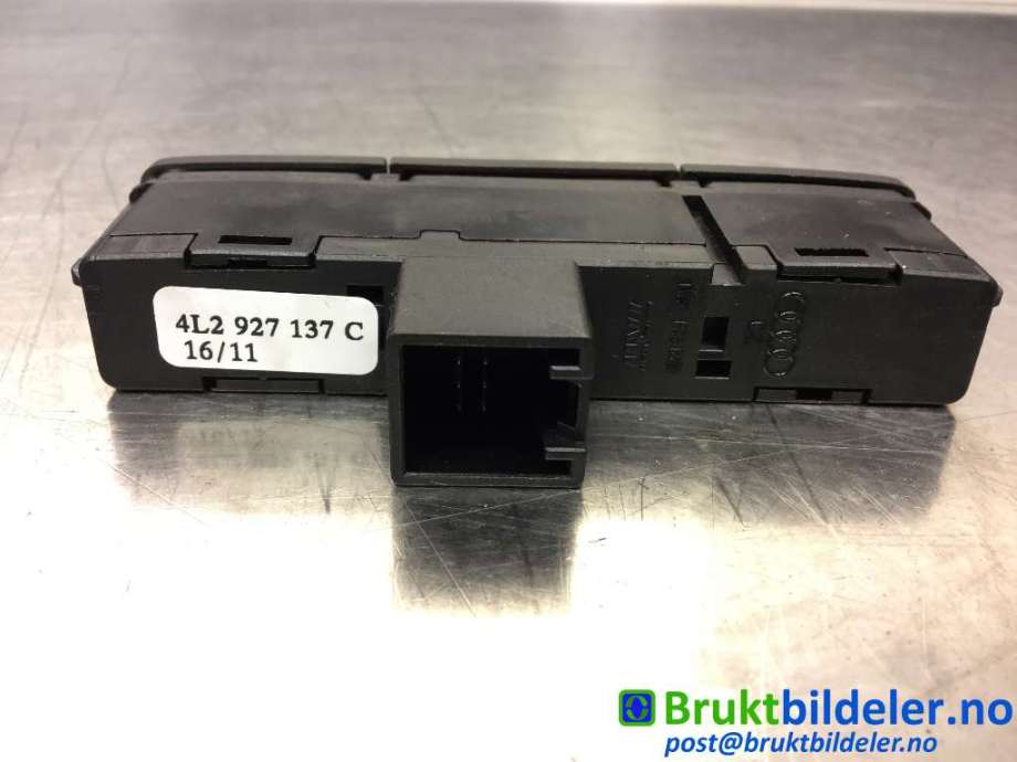 Bryter nødblink til Audi Q7 2010-2015 (Type I, Fase 2)  (AUDI|4L2 927 137 C|)