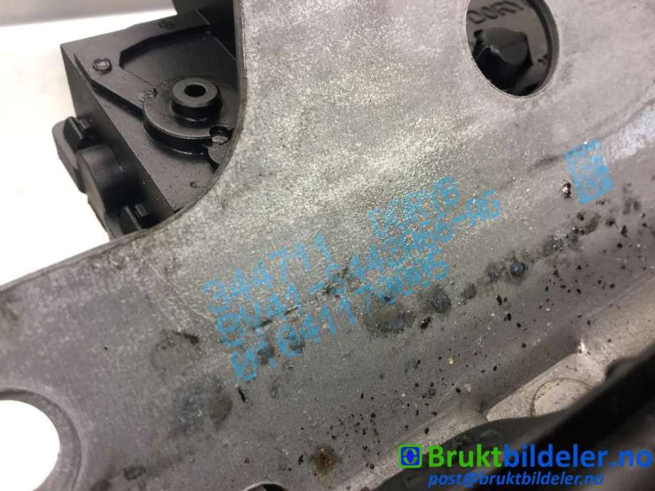 Baklukelås til Ford Kuga 2008-2012 (Type I)  (FORD|8V41-S442A66-AG|)