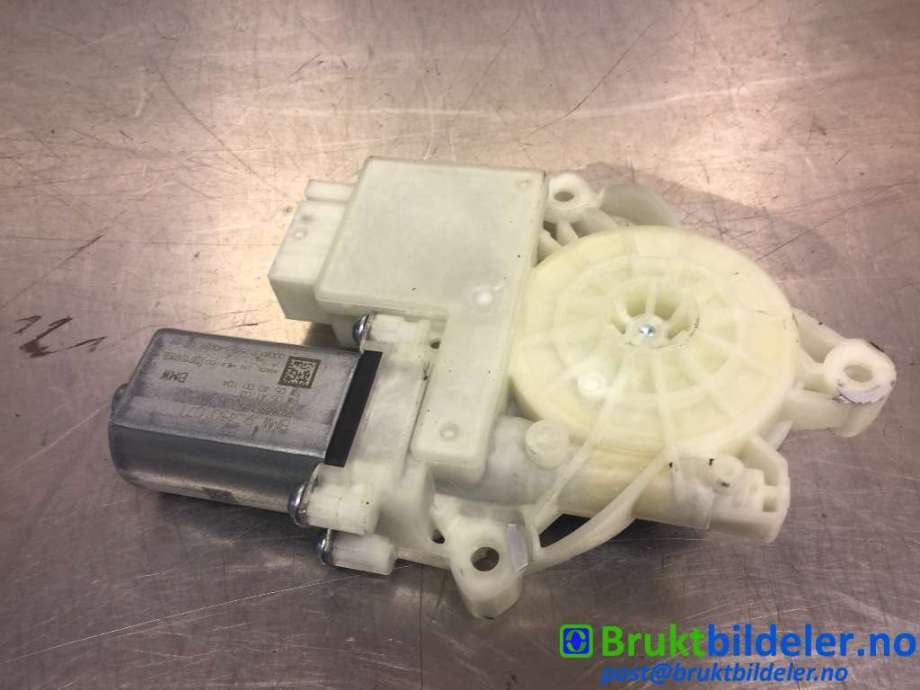 Ruteheis venstre bak til BMW X5 2018-->> (G05) (G05) (BMW|9450071|)