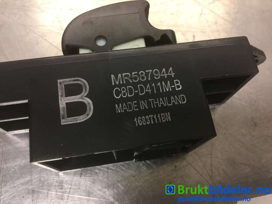 Bryter ruteheis til Mitsubishi ASX 2010-2019  (MITSUBISHI||MR587944)
