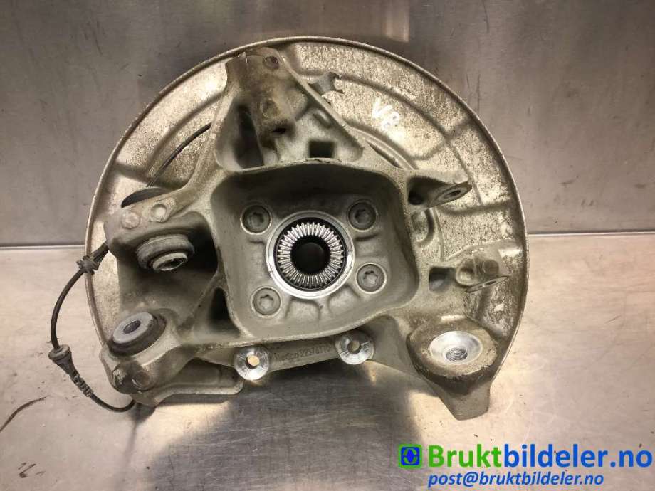Hjulspindel venstre bak til BMW X5 2018-->> (G05) (G05) (BMW|6876653|33 30 6 876 651|)