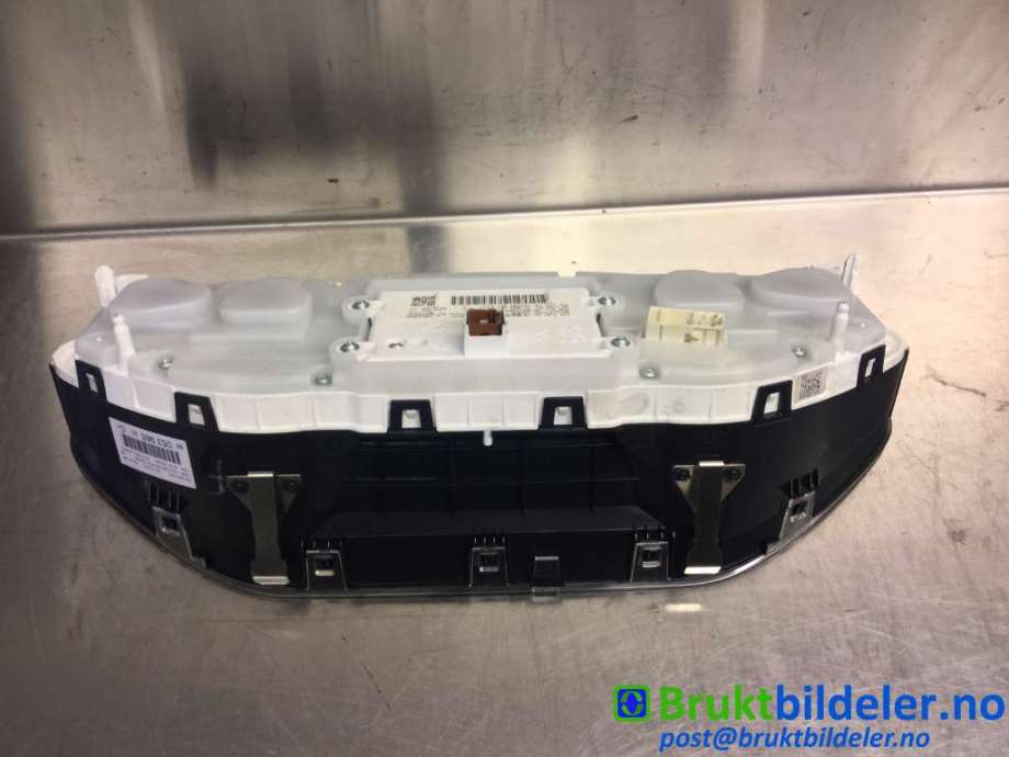 Instrumentpanel til Peugeot 2008 2013-2019 (Type I) (PEUGEOT|98 053 965 80|)