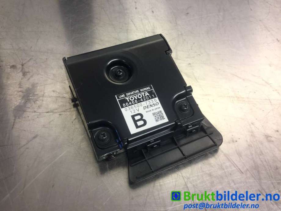 Sensor radar til Toyota RAV4 2013-2015 (Type IV, Fase 1)  (TOYOTA|86468-42011|036500-7330|)