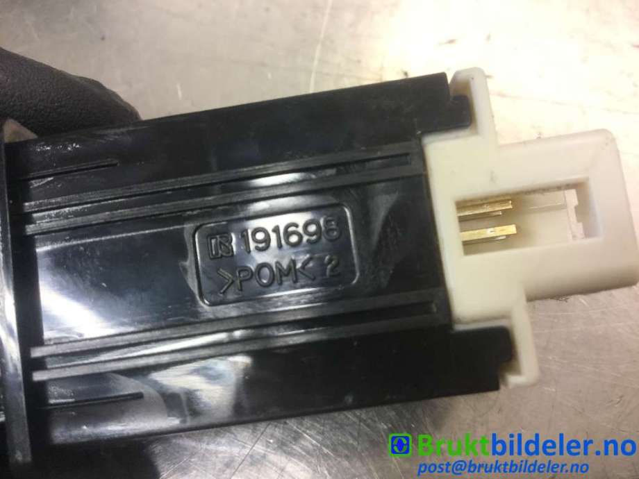 Bryter setevarme til Toyota RAV4 2013-2015 (Type IV, Fase 1)  (TOYOTA||191698)