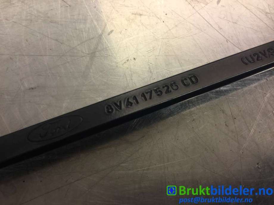 Viskerarmer frontrute til Ford Kuga 2008-2012 (Type I) (FORD||8V41-17526-CD)