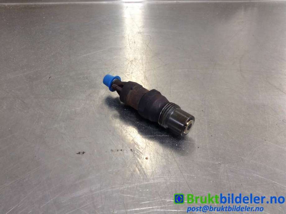 Dyse innsprøyting diesel til VW Transporter / Caravelle, 1990-2003 (T4) (T4) (VOLKSWAGEN|068 130 202)