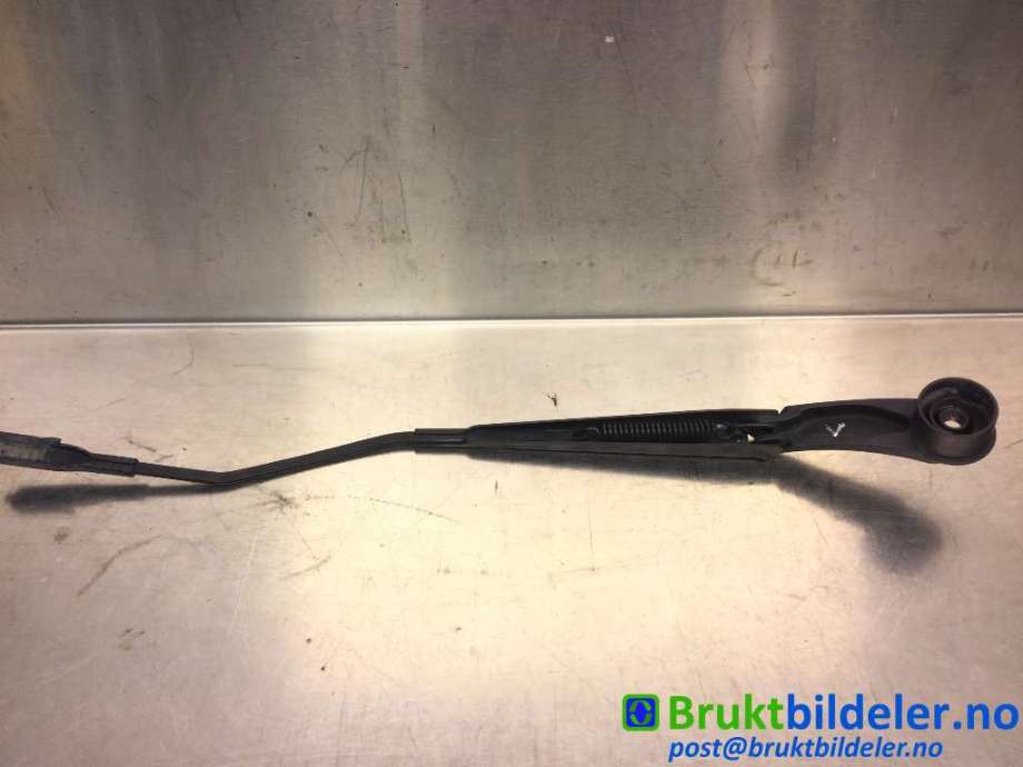 Viskerarmer frontrute til Ford Transit Connect 2013-2018 Type II, Fase 1  (FORD|DT11-17526-BA|)