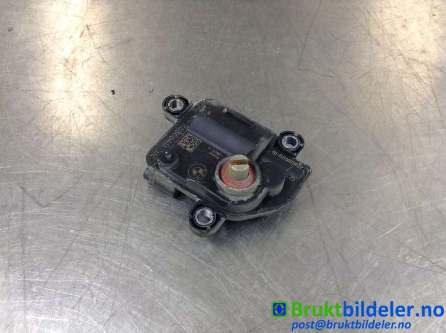 Eksos diverse til BMW X5 2018-->> (G05) (G05) (BMW|18 30 8 686 640|)
