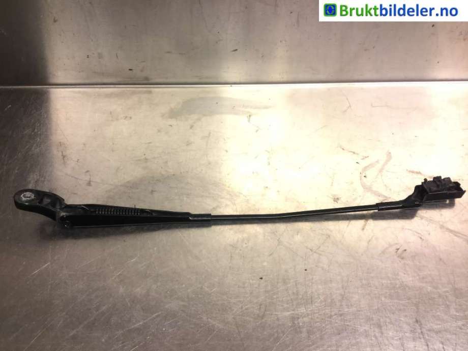 Viskerarmer frontrute til Škoda Fabia 2007-2010 (Type II, Fase 1)  (SKODA|5J1955410B|)