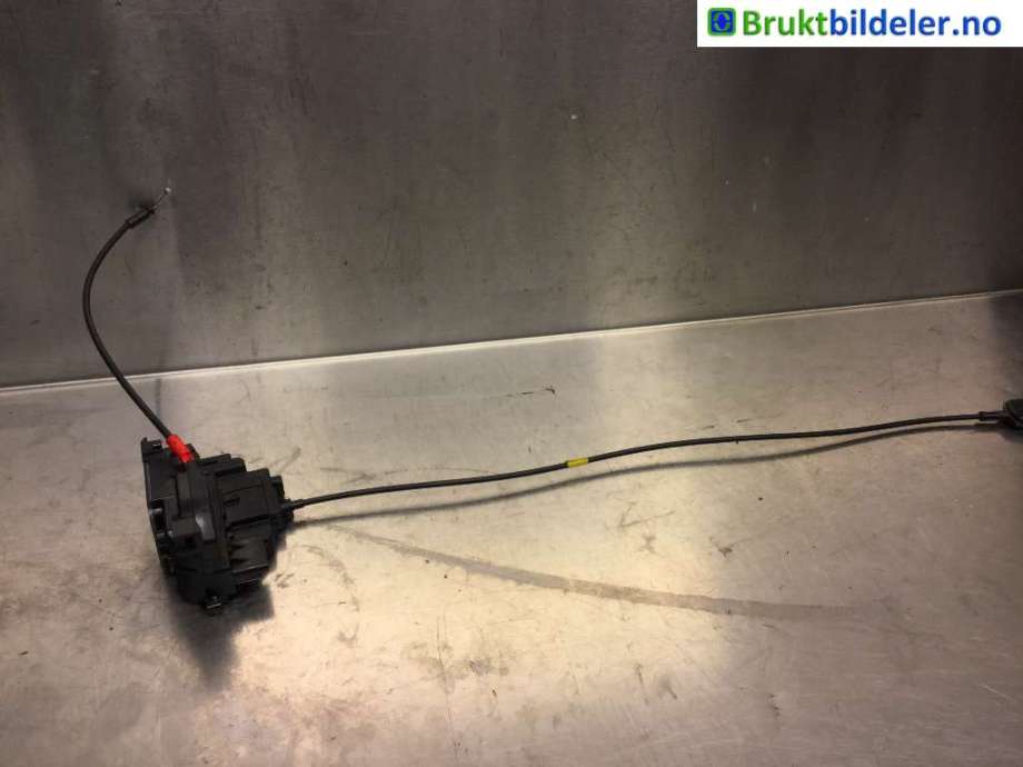 Låsekasse høyre foran til Renault Kangoo, 2008-2021 (Type II)  (RENAULT|8200497604)