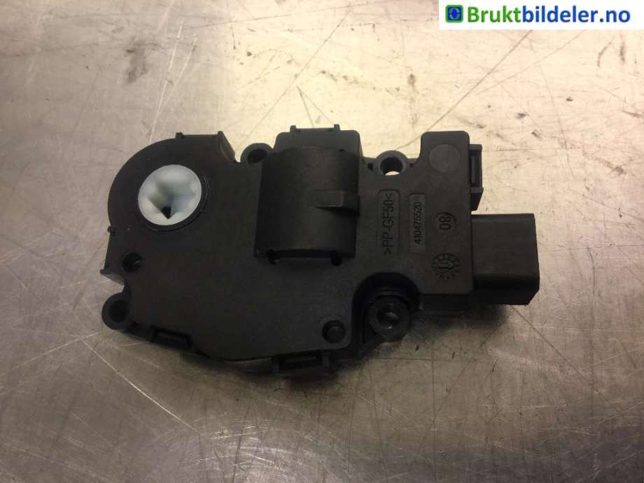 Diverse deler til BMW X1 2015-2022 (F48) (F48) (BMW|412650750|EFB492|CZ113930-1400)