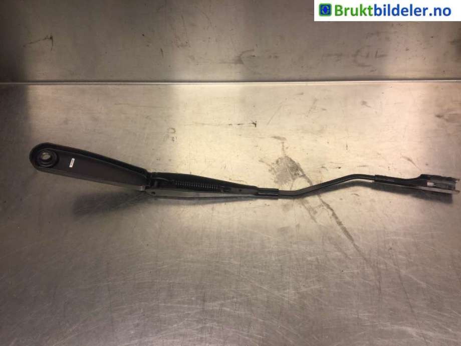 Viskerarmer frontrute til BMW X1 2015-2022 (F48) (F48) (BMW|7360506|)