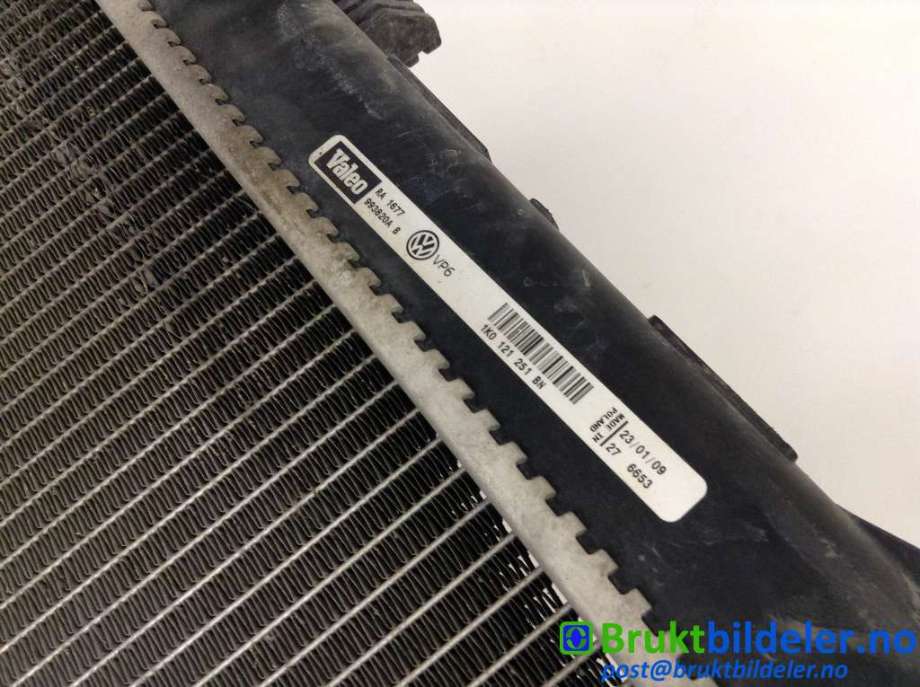 Radiator (manuell gir) til VW Scirocco 2008-2013  (VOLKSWAGEN|1K0 121 251 BN|)