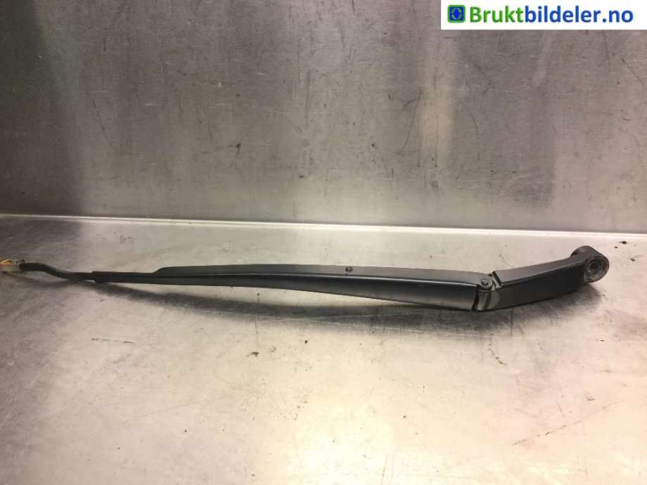 Viskerarmer frontrute til Toyota RAV4, 2013-2015 (Type IV, Fase 1)  (TOYOTA|)