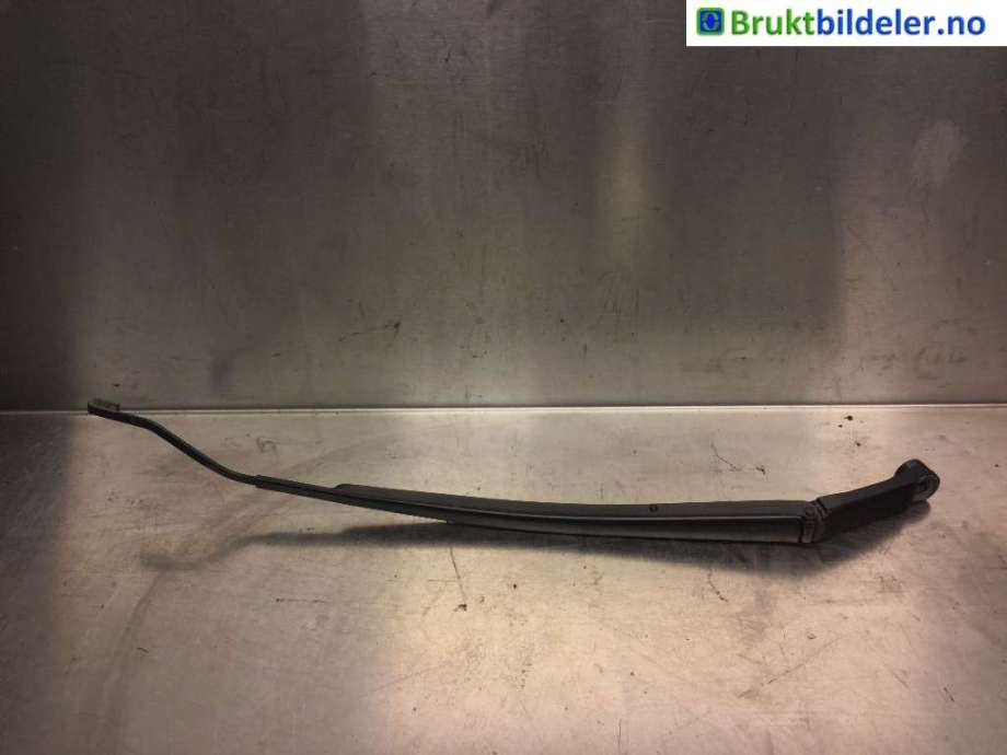 Viskerarmer frontrute til Toyota RAV4, 2013-2015 (Type IV, Fase 1)  (TOYOTA|)