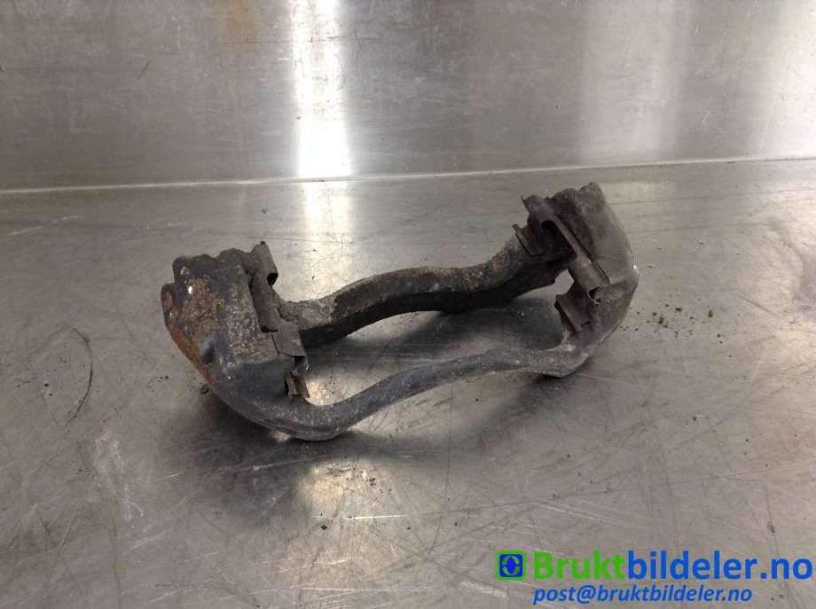 Bremsecaliper brakett til Mercedes Sprinter, 2013-2018 (Fase 2) (906) (906) (MERCEDES|A 000 420 75 15)