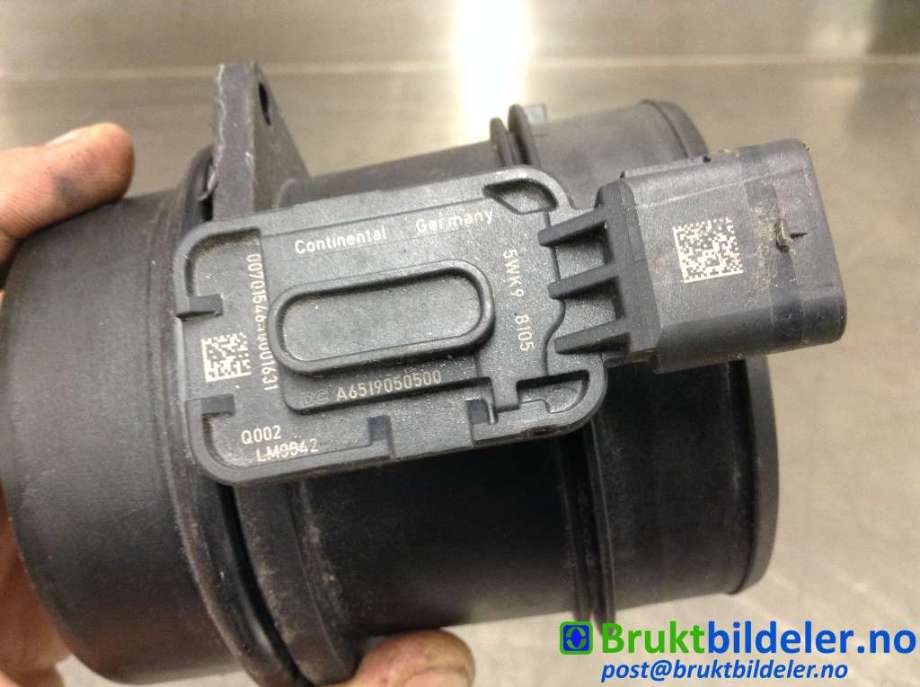 Luftmengde/luftmassemåler til Mercedes Vito 2014-->> (W447) (W447) (MERCEDES|A 651 905 05 00|5WK98105|)