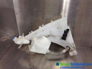 Spylertank til Volvo V50, 2007-2012 (Fase 2)  (VOLVO|4N51-13K153-AE)
