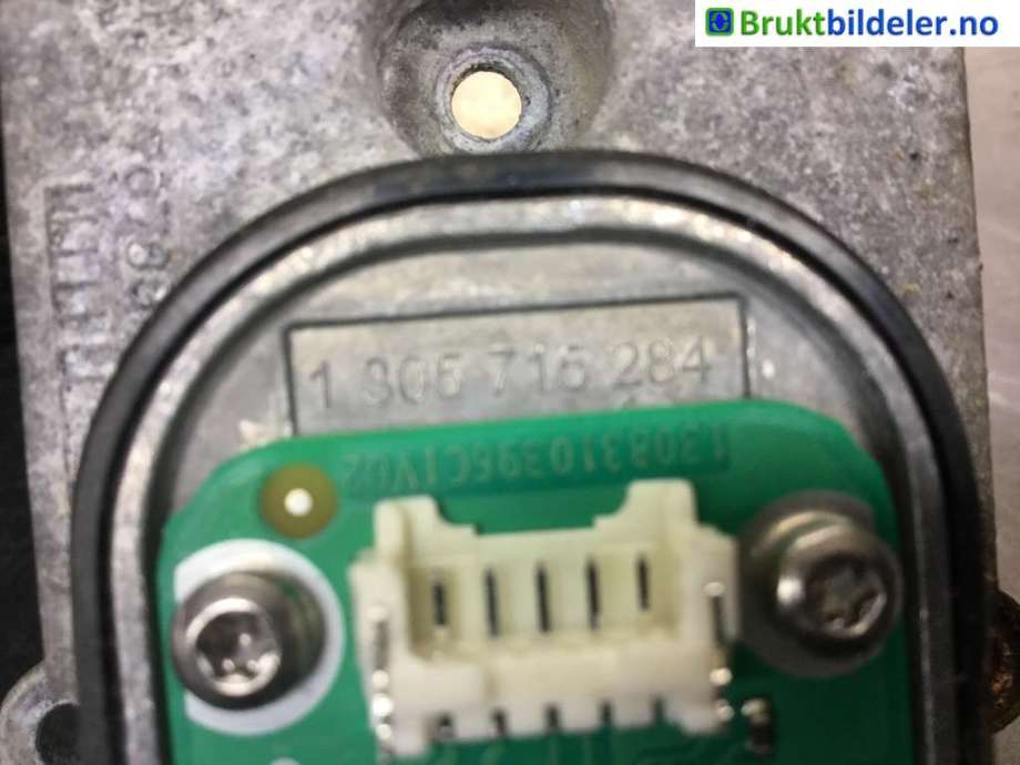 Styreenhet xenon/ballast til Mercedes C-Klasse 2014-2018 (Fase 1) (W205) (W205) (MERCEDES||1 305 715 284)