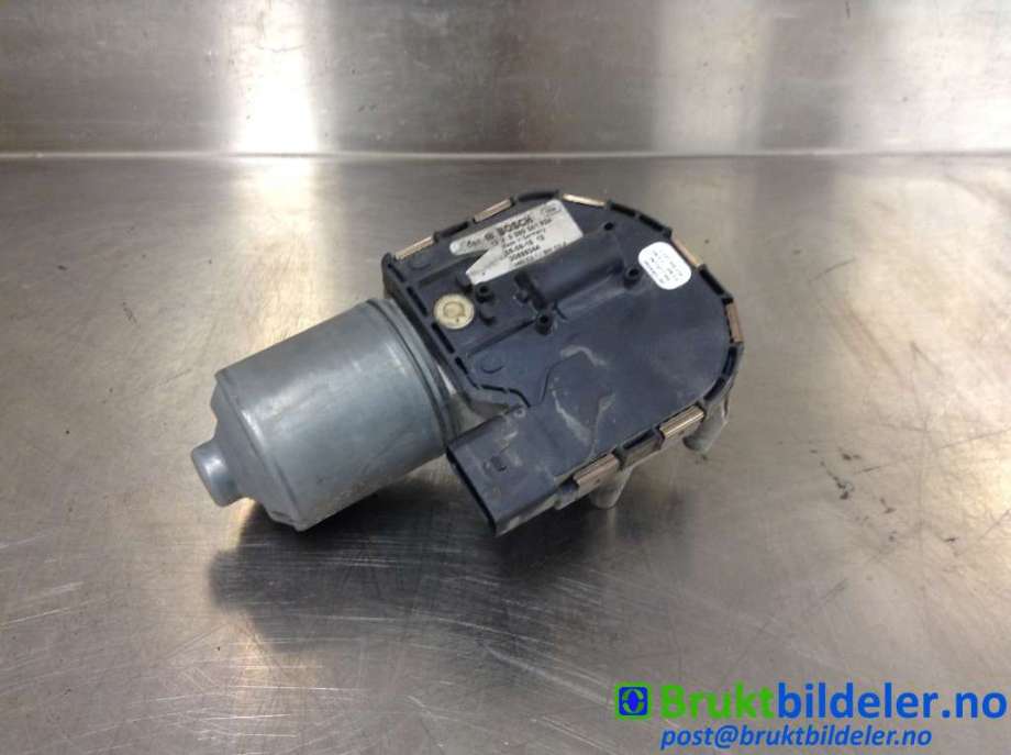 Viskermotor frontrute til Volvo V50 2004-2007 (Fase 1)  (VOLVO|30699344|0 390 241 924|)