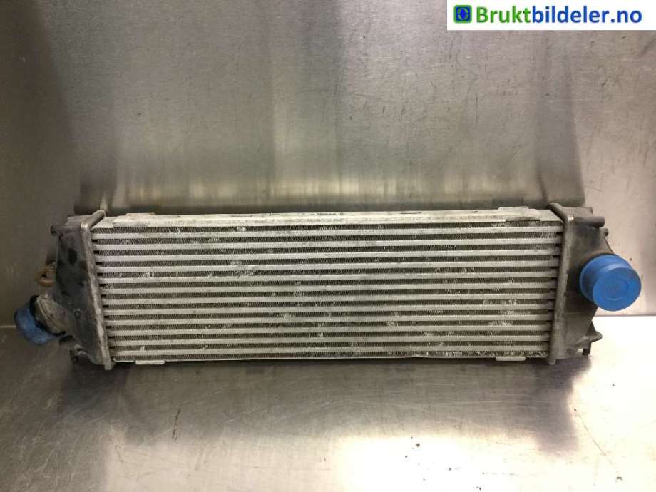 Intercooler til Opel Vivaro A 2006-2014  (OPEL|93854162|8200411160--C|988650B B)