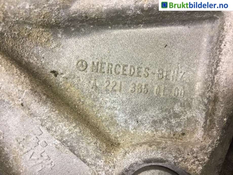 Kardang til Mercedes C-Klasse 2014-2018 (Fase 1) (W205) (W205) (MERCEDES|A 221 335 01 00|)